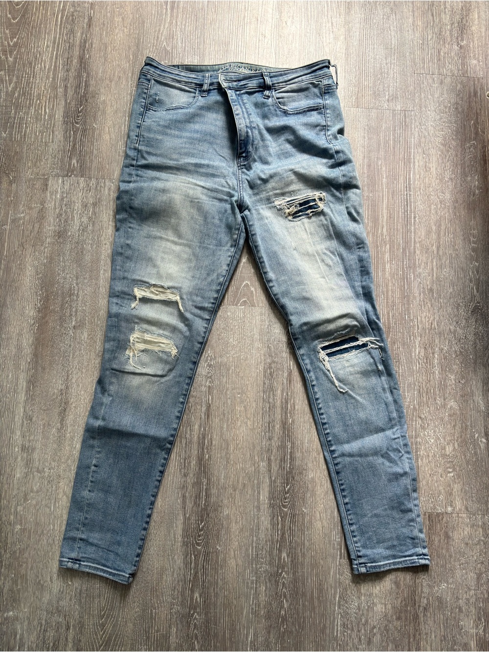 American Eagle Outfitters High Rise Ripped Light Blue Skinny Jeans